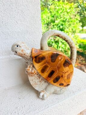Vintage Tii Collections Ceramic Turtle Pitcher, glossy brownbeige speckled glaze